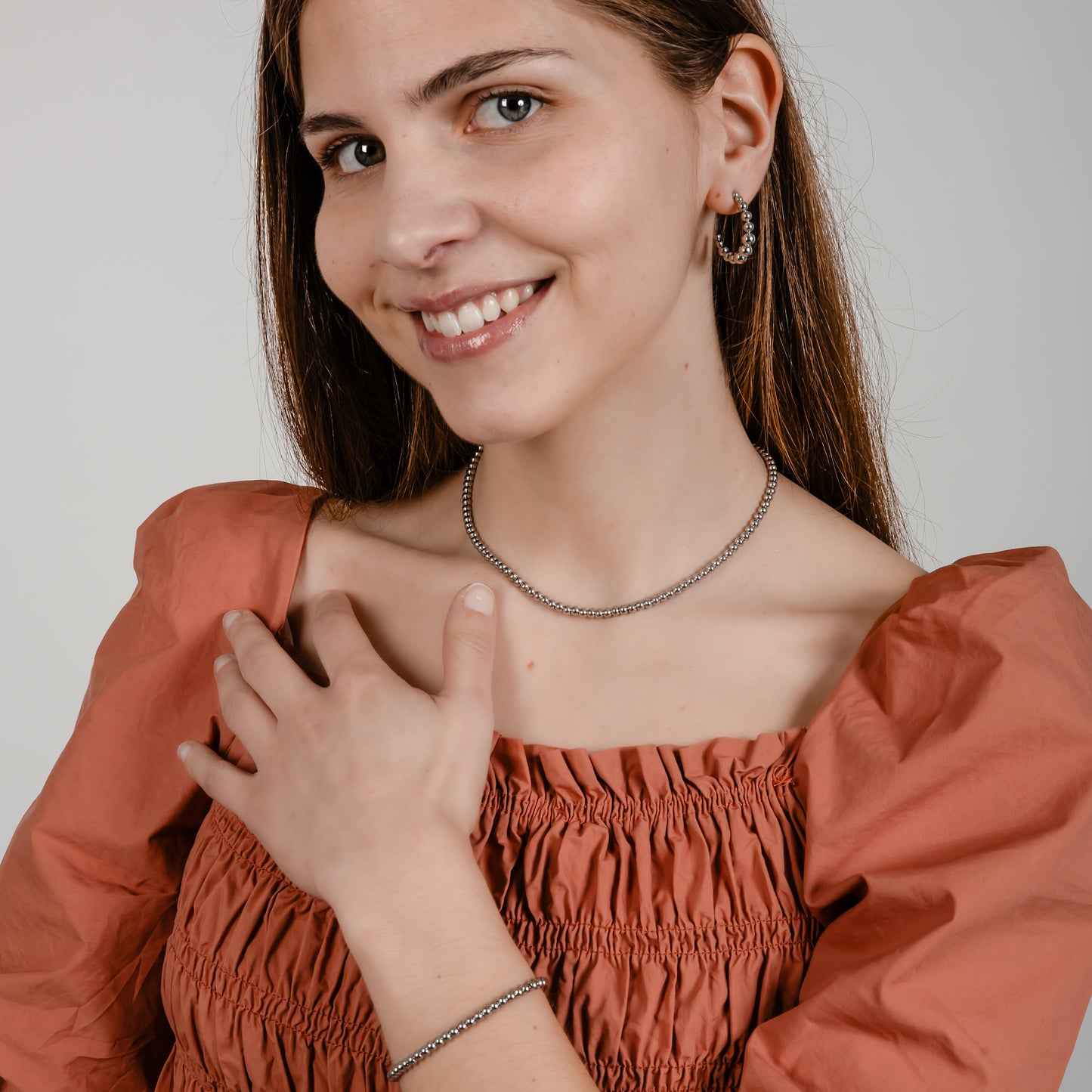 JADE– Pulseira em Aço com Esferas