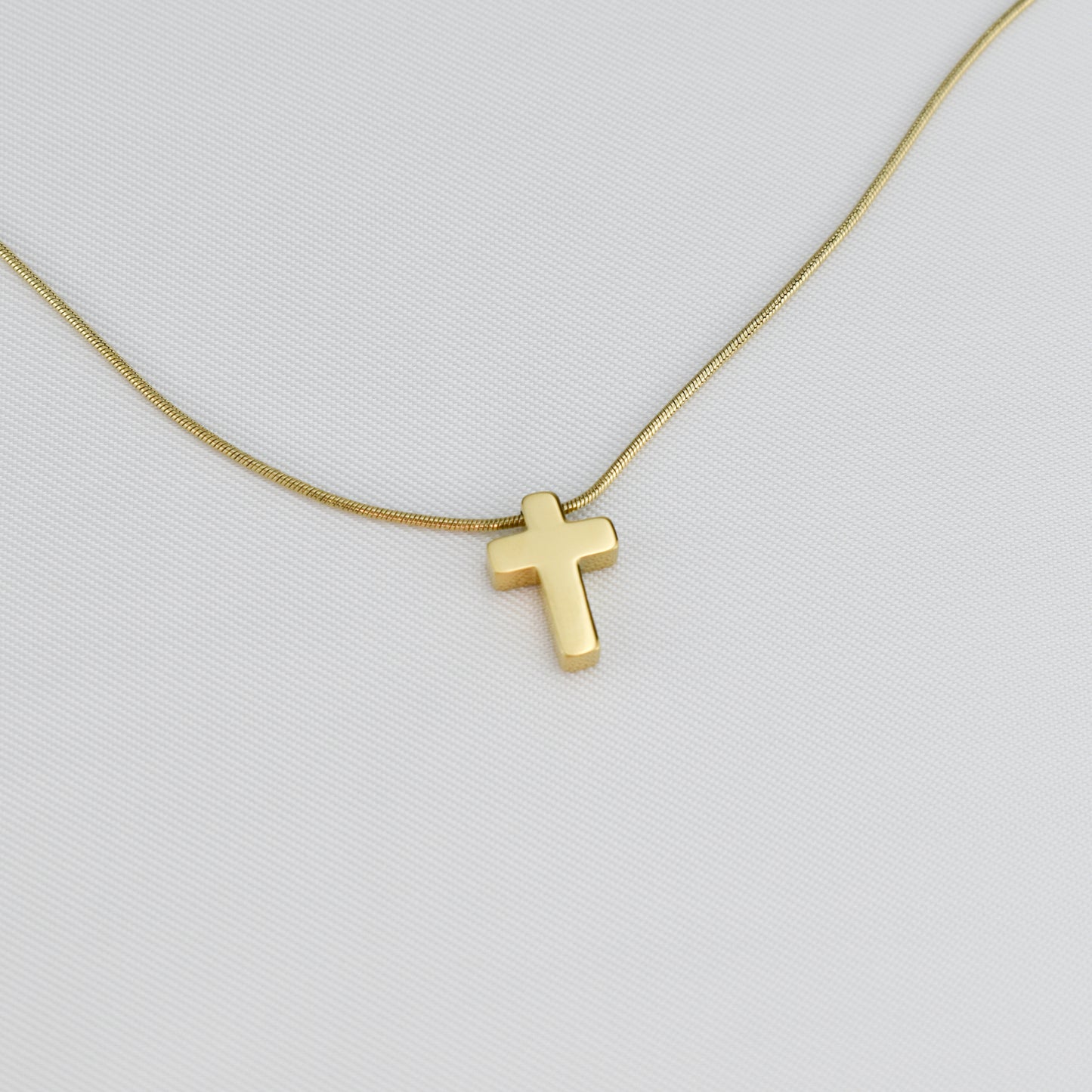 CROSS – Colar em Aço com Cruz
