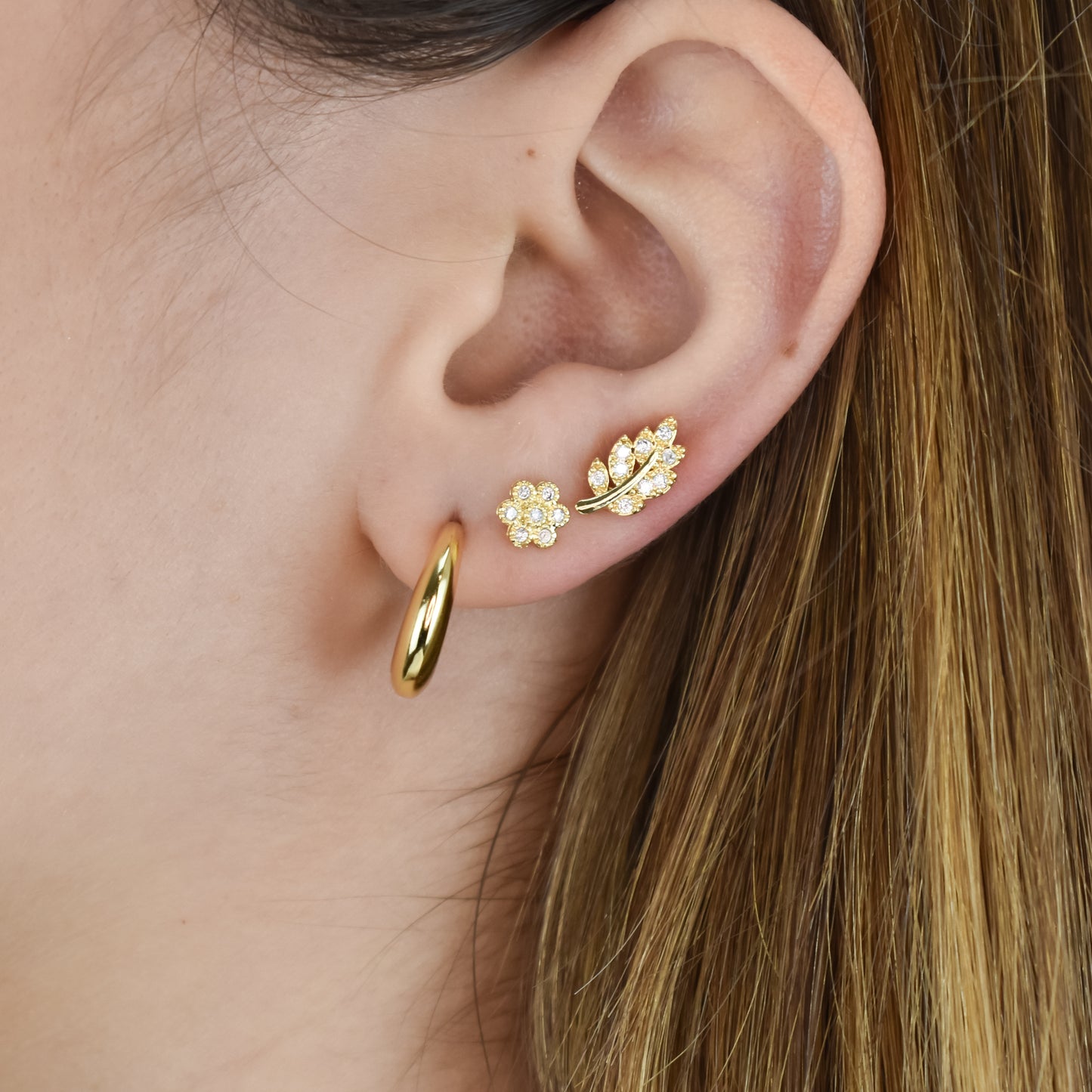 Piercing Individual Folha em Aço e Zircónias