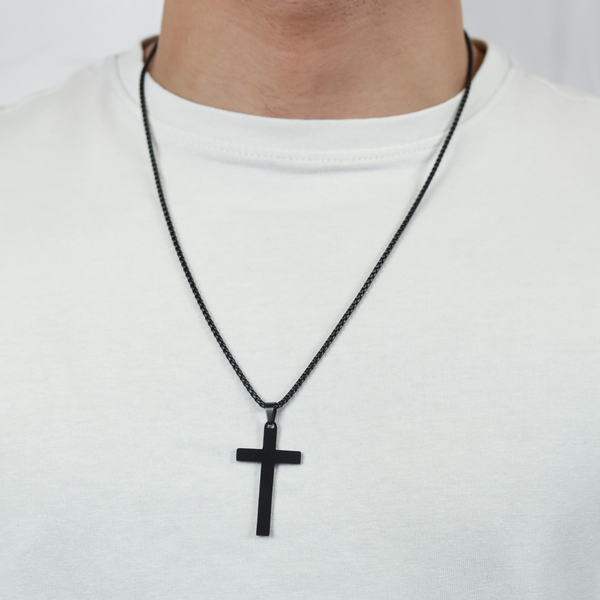 Colar Masculino com Cruz em Aço Inoxidável