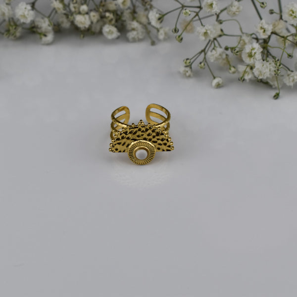 Anel Triplo em Aço Dourado com Pedra Branca