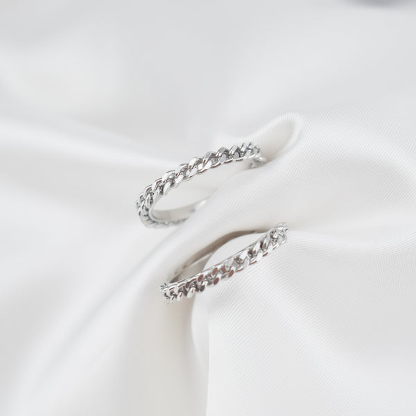 DAHLIA – Argolas com Corrente em Aço