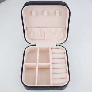 BEAUTY  Guarda-joias